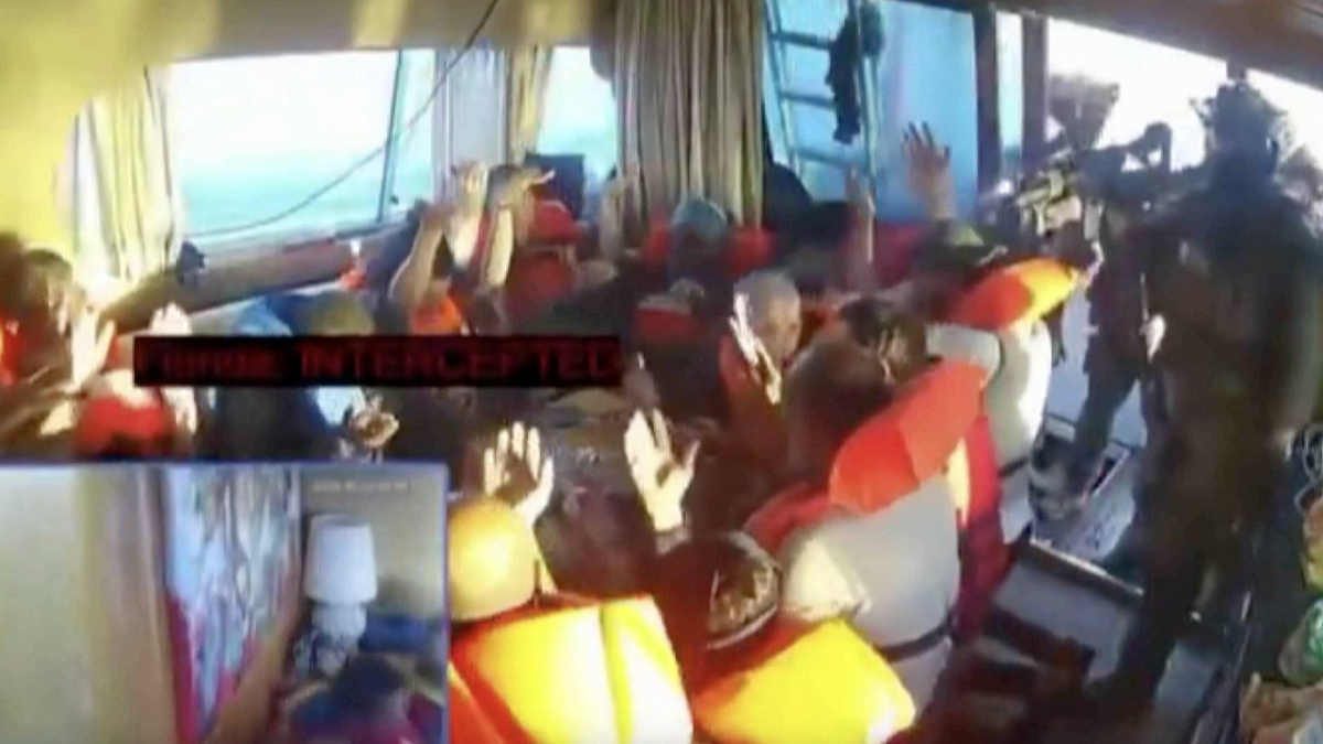 Ambasáda je připravena Češce z flotily případně poskytnout konzulární pomoc