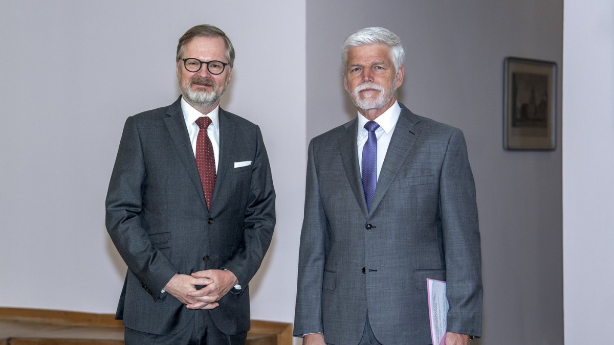 Prezident Pavel dnes ráno zahájí povolební konzultace s lídry stran