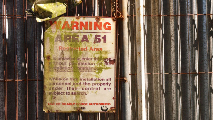 Záhadná havárie u Oblasti  51: spadl vojenský dron, nebo UFO? Armáda mlží