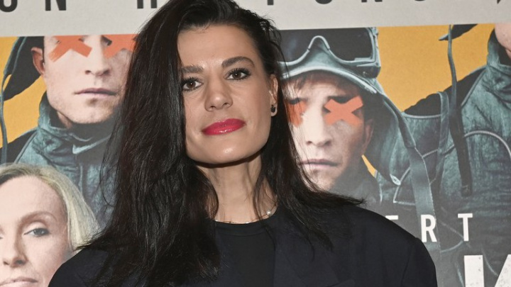 Bez chlapa po dvaceti letech! Svůdná moderátorka je poprvé od patnácti let sama