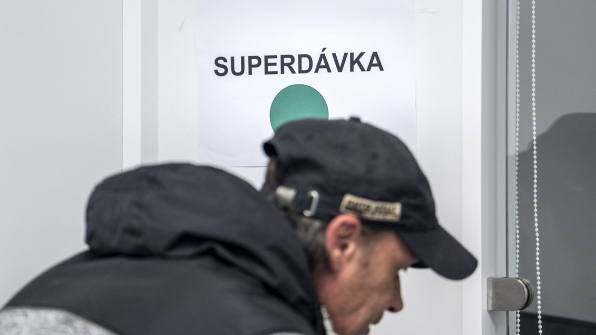 Lidé mohou mít potíže s přihlášením do aplikace, ve které žádají o superdávky