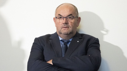 Pelta má dnes nastoupit do pankrácké věznice