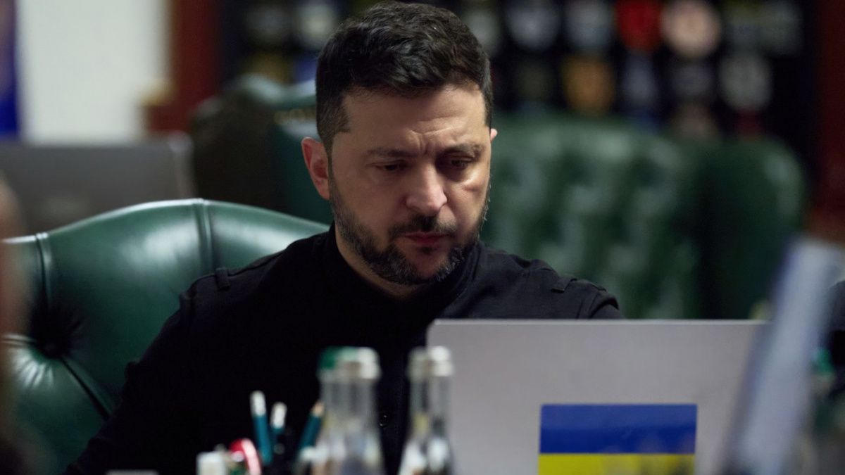 Zelenskyj hovořil s Trumpem a Macronem, apeloval na posílení protivzdušné obrany