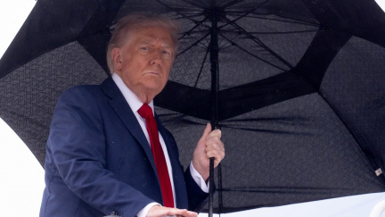 Trump: Pokud Rusko neukončí válku, USA mohou Ukrajině poskytnout střely Tomahawk