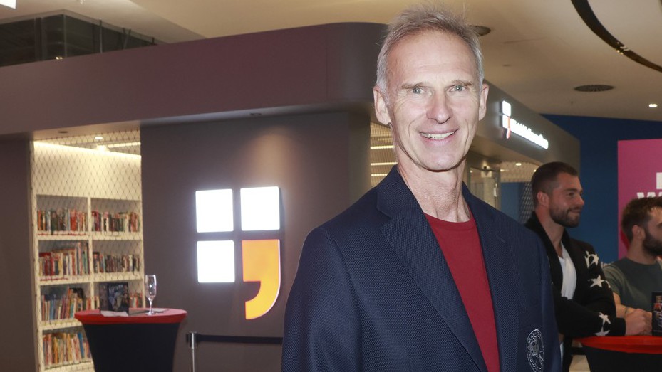 Vadí mu Rusové! Dominik Hašek drsně kritizuje NHL: "Soutěž, která má na rukou krev!"