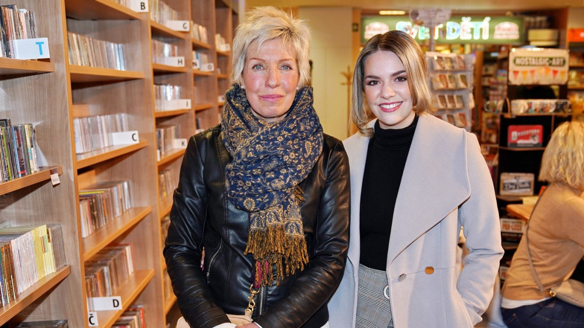 Dcera je rebelka! Slavná zpěvačka poznává samu sebe: "Je to jak přes kopírák"