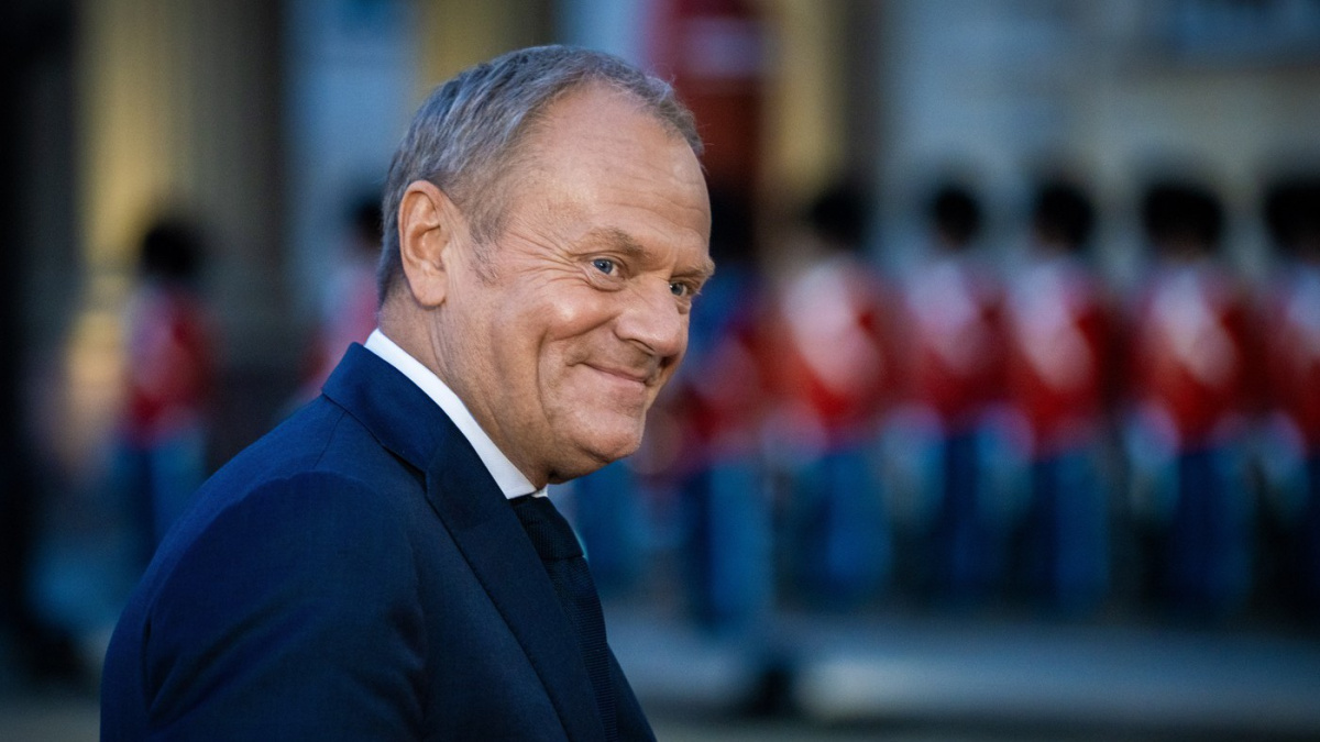 Polská tajná služba zadržela osm lidí podezřelých z příprav sabotáží, řekl Tusk