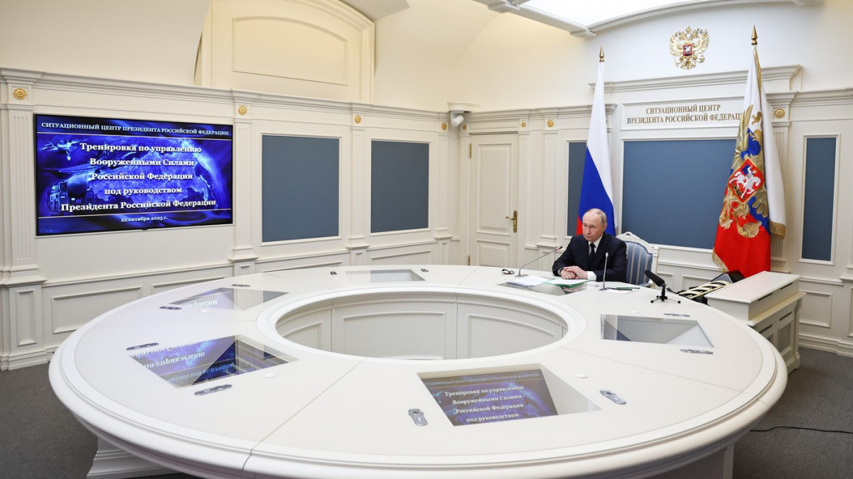 Putin sledoval test jaderných sil, jenž se uskutečnil na zemi, moři i ve vzduchu