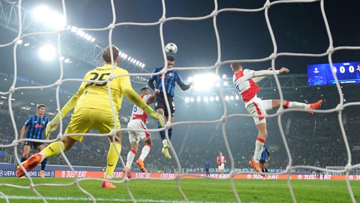 Fotbalisté Slavie v Lize mistrů překvapivě remizovali v Bergamu bez branek