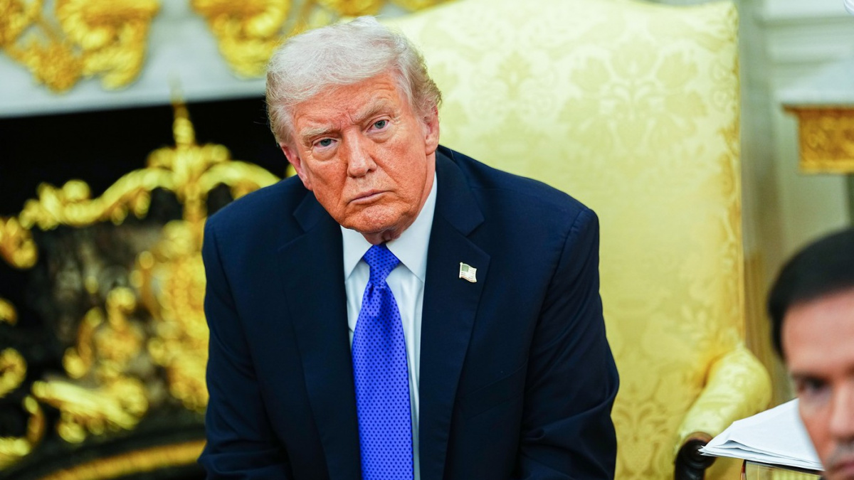 Donald Trump řekl, že plánovaný summit s Vladimirem Putinem v Budapešti zrušil