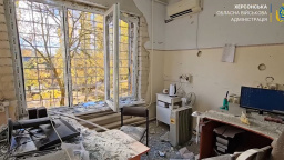 Ruské ostřelování dětské nemocnice v Chersonu zranilo devět lidí, uvedly úřady