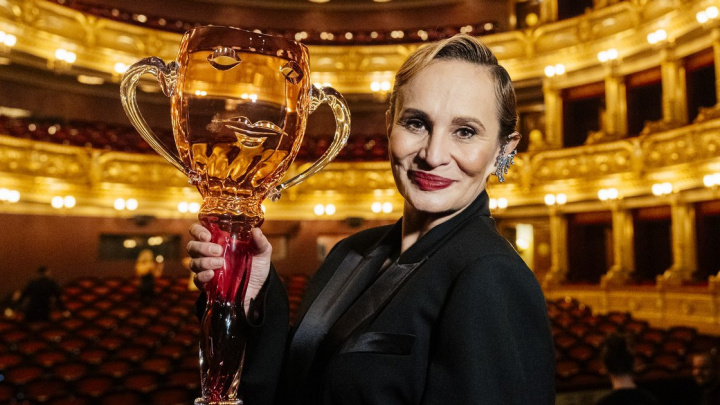 Tentokrát už ji nerozbije? Monika Absolonová dostala druhou cenu Thálie, ta první skončila neslavně