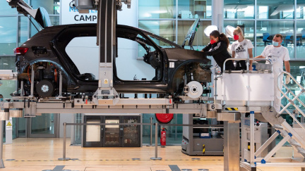 Tajemství evropských aut: Proč stojí dvojnásobek než čínská i když mají polovinu dílů z Číny?