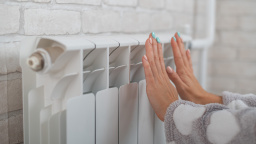 Topit chytře se vyplatí: Nové studie ukazují, jak ušetřit až 15 % na energiích