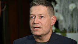 Poslanci zvolili v prvním kole místopředsedy Sněmovny Nachera a Bartáka