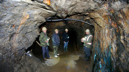 Ložiska zlata v ČR podle geologů skrývají 77 tun dostupných zásob tohoto kovu