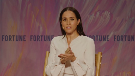 Meghan Markle se vrátila ke své původní profesi. Ale tentokrát je všechno jinak