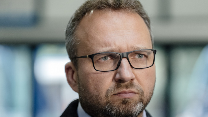 Uprchlíci odvedli ve 3. čtvrtletí 8,2 mld. Kč, výdaje na ně byly poloviční