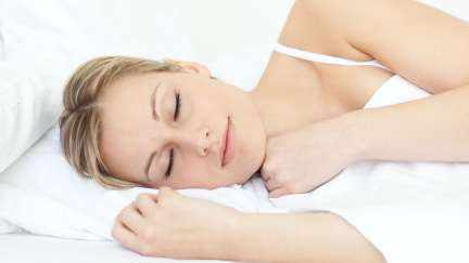 Zapomeňte na ovečky. Nový hit tvrdí, že usnete rychleji než pilot stíhačky