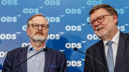 Podle ANO rozpočet nepokrývá 95,9 mld. Kč výdajů, výbor projednávání přerušil