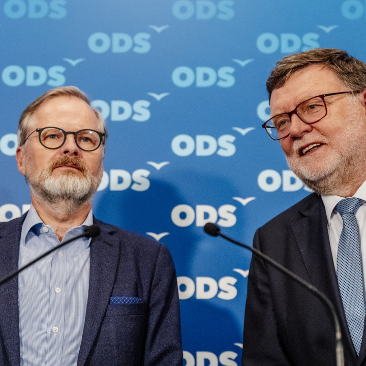 Podle ANO rozpočet nepokrývá 95,9 mld. Kč výdajů, výbor projednávání přerušil