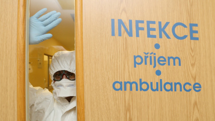 Polské ministerstvo zahraničí varuje před cestami do ČR kvůli žloutence typu A