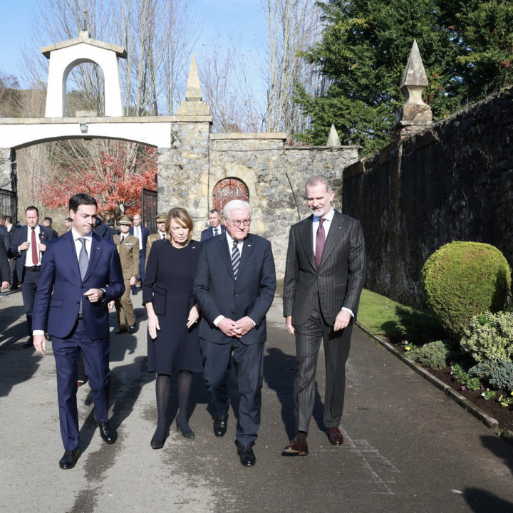 Steinmeier jako první německý prezident navštívil španělské město Guernica