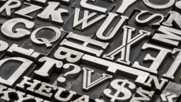 Záhadná skulptura v centrále CIA stále nenašla pokořitele, hlavolam ničí experty