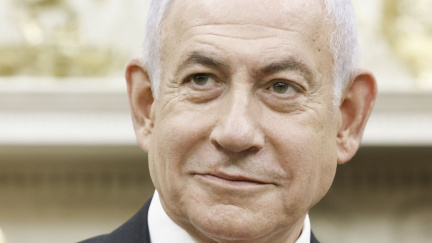 Netanjahu obžalovaný z korupce požádal izraelského prezidenta o milost