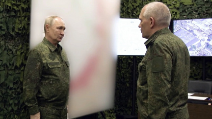 Kreml: Šéf ruské armády informoval Putina o dobytí ukrajinského Pokrovsku