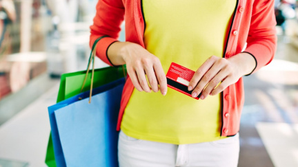 Co opravdu nepotřebujeme? Šest věcí, na které šťastní lidé neplýtvají penězi