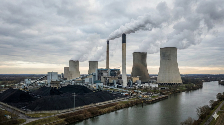 Stát se prohne o miliardy, jinak hrozí energetický kolaps