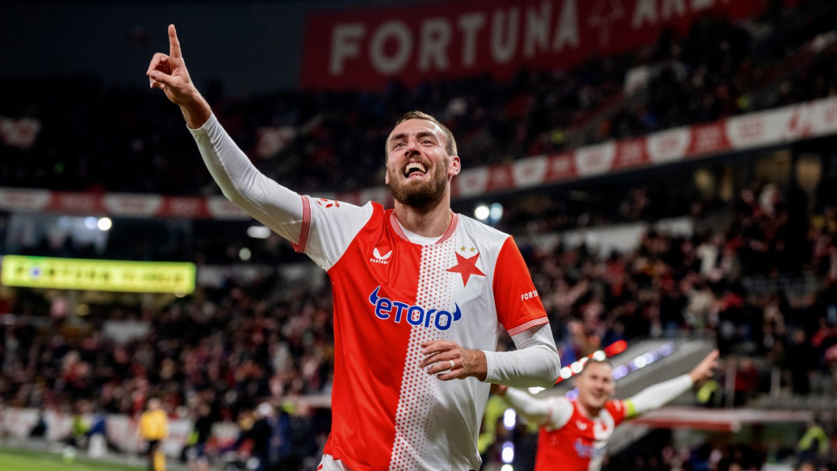 Fotbalisté Slavie se v poháru představí v Jablonci, Sparta v Mladé Boleslavi