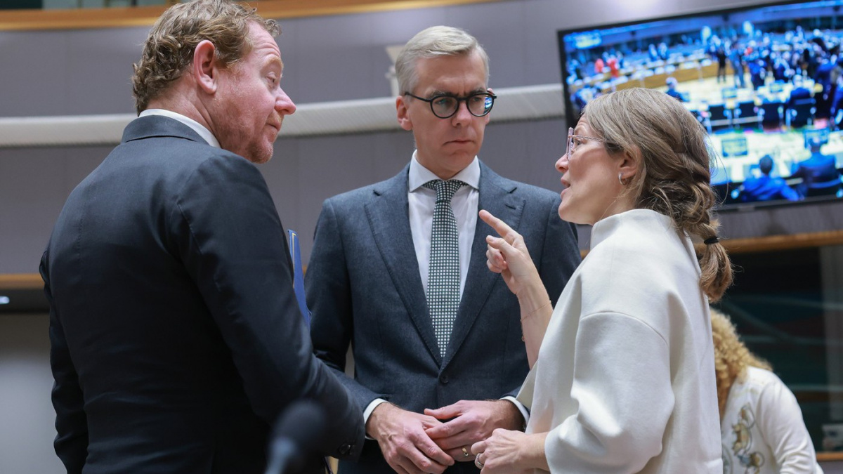 Státy EU se shodly na fondu solidarity, ČR je osvobozena od příspěvku pro 2026