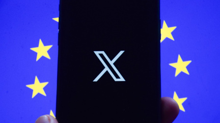 Síť X Elona Muska po pokutě zrušila reklamní účet Evropské komise