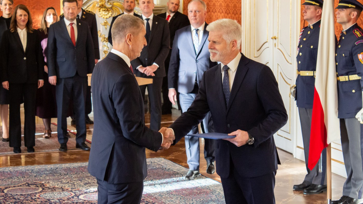 Pavel jmenoval Babiše potřetí premiérem, vládu by mohl jmenovat do týdne