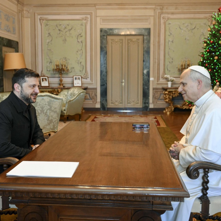 Papež řekl Zelenskému, že ke spravedlivému a trvalému míru je zapotřebí dialogu
