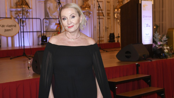 Legendární zpěvačka si nebrala servítky sama se sebou: "Je to hrozné, zestárla jsem"