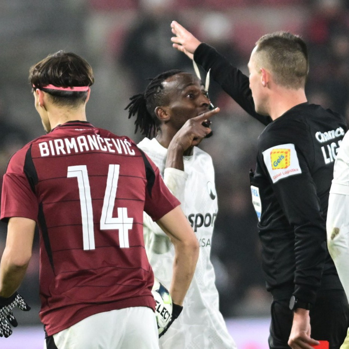 Fotbalisté Sparty doma remizovali s Libercem 2:2 a na Slavii ztrácejí sedm bodů