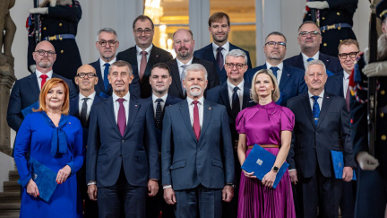 Pavel jmenoval členy Babišovy vlády, tvoří ji hnutí ANO, SPD a Motoristé