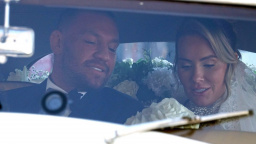 Tajná svatba a bouřlivák konečně v chomoutu! Conor McGregor se oženil