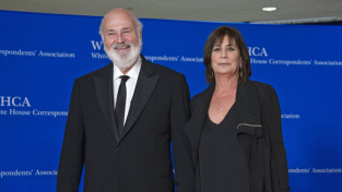 Americký režisér Rob Reiner a jeho manželka