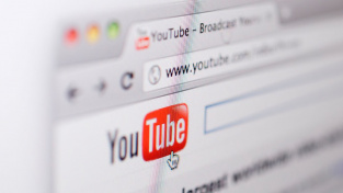 YouTube kanál, který devět let nic nedělá, a přesto vydělává víc než ostatní