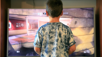 Malý závislák nebo jistota kariéry? Chlapec ve třinácti opustil školu kvůli videohrám