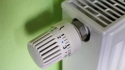 Topte chytře! Vyplatí se vypínat topení, když jdete pryč jen na chvíli?