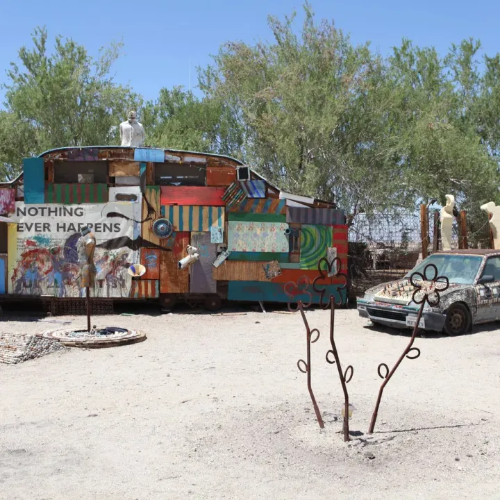 Americké Slab City je experiment komunity bez zákonů, elektřiny a zbytečností