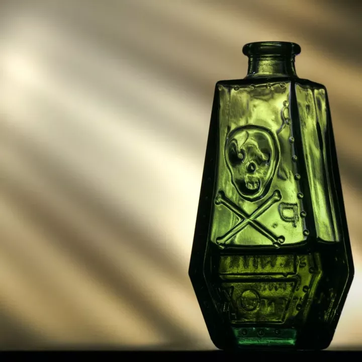 Stovky mrtvých manželů a žádné stopy. Nejznámější jed v dějinách Evropy