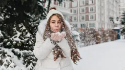 Zima se nevzdává: Meteorologové vydali novou výstrahu a upřesnili předpověď na víkend