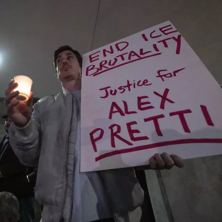 Skupina senátorů chce po další střelbě v Minneapolis zablokovat financování části vlády