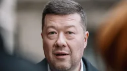 Vláda nebude navyšovat výdaje na obranu, dvě pct HDP stačí, řekl Okamura